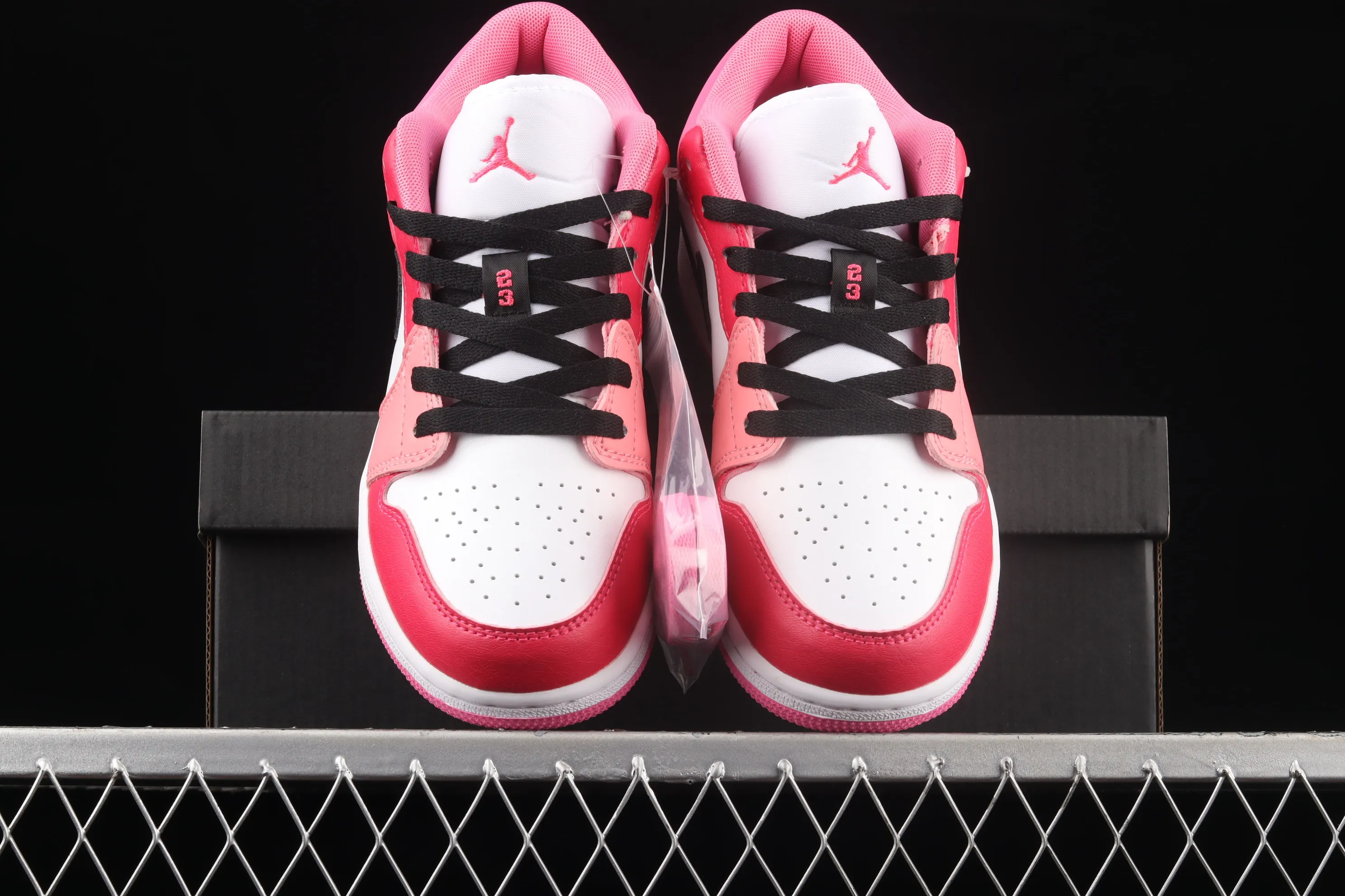 All categories Air Jordan Jordan series basketball shoes Air Jordan 1 Low Air Jordan 1 Low AJ1 Joe 1 white and pink low-top cultural basketball shoes 553560-162